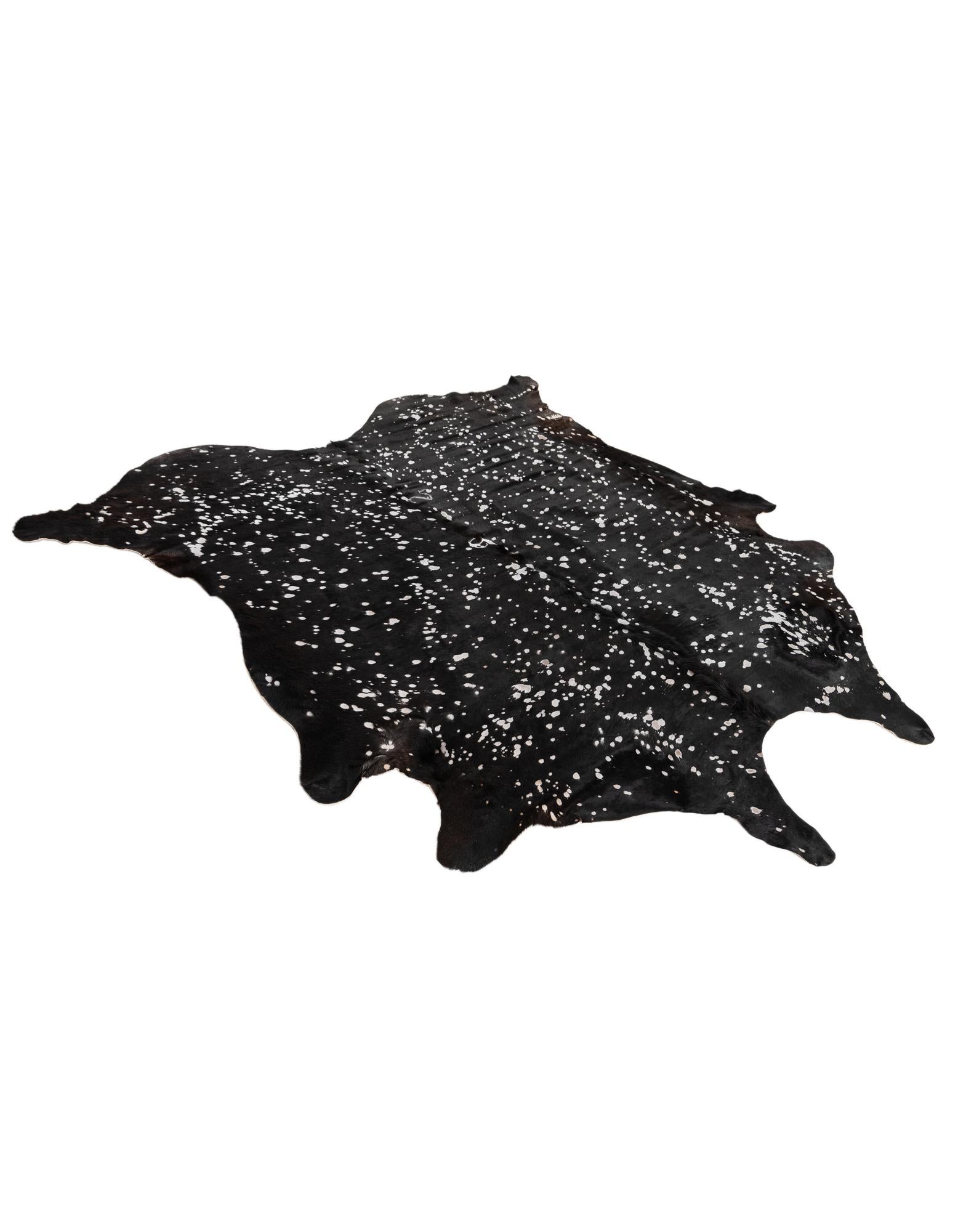 6' 6 x 6' 7 Cowhide Leather Square Rug