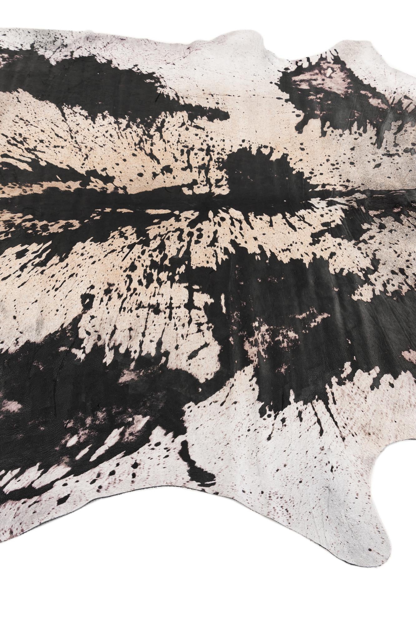 7' x 7' 5 Cowhide Leather Square Rug