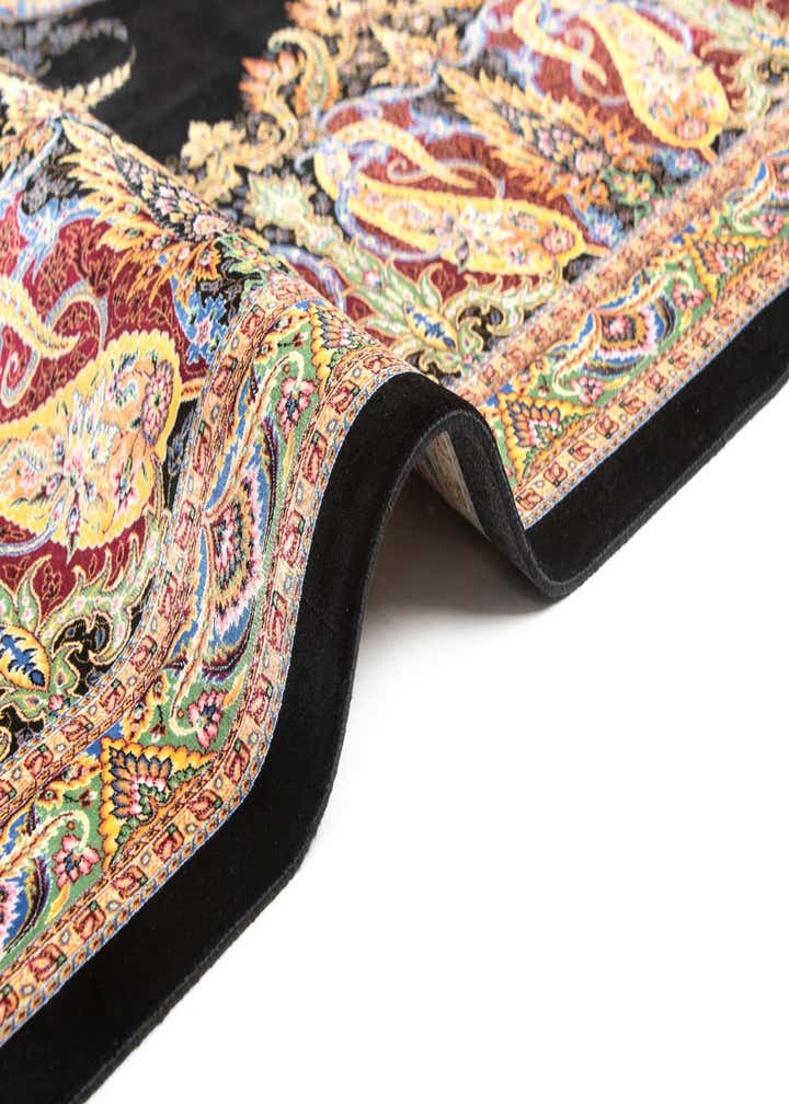 6' 7 x 6' 7 Ghom Design Square Rug