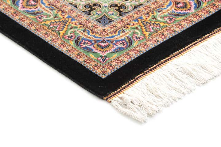6' 7 x 6' 7 Ghom Design Square Rug