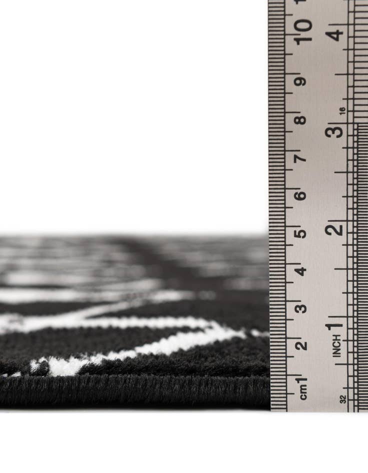 Detail image of 10' x 10' Kasbah Trellis Square Rug