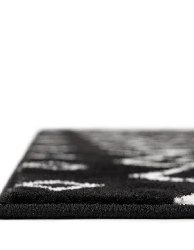 Detail image of 10' x 10' Kasbah Trellis Square Rug