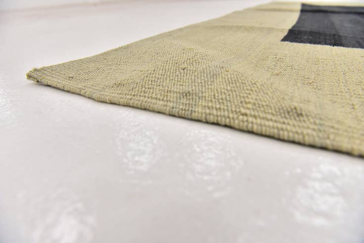 Detail image of 5' 4 x 6' 6 Hand Woven Kilim Modern Wool Square Rug