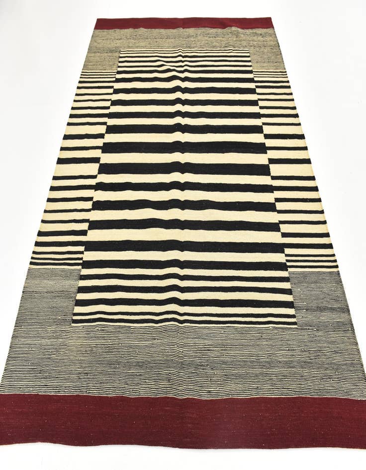 Detail image of 6' 5 x 7' 7  Hand Woven Kilim Modern Wool Square Rug