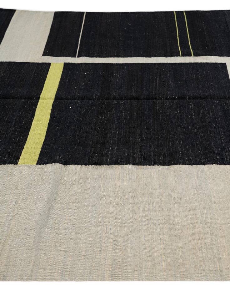 Detail image of 6' x 7' 5 Hand Woven Kilim Modern Wool Square Rug