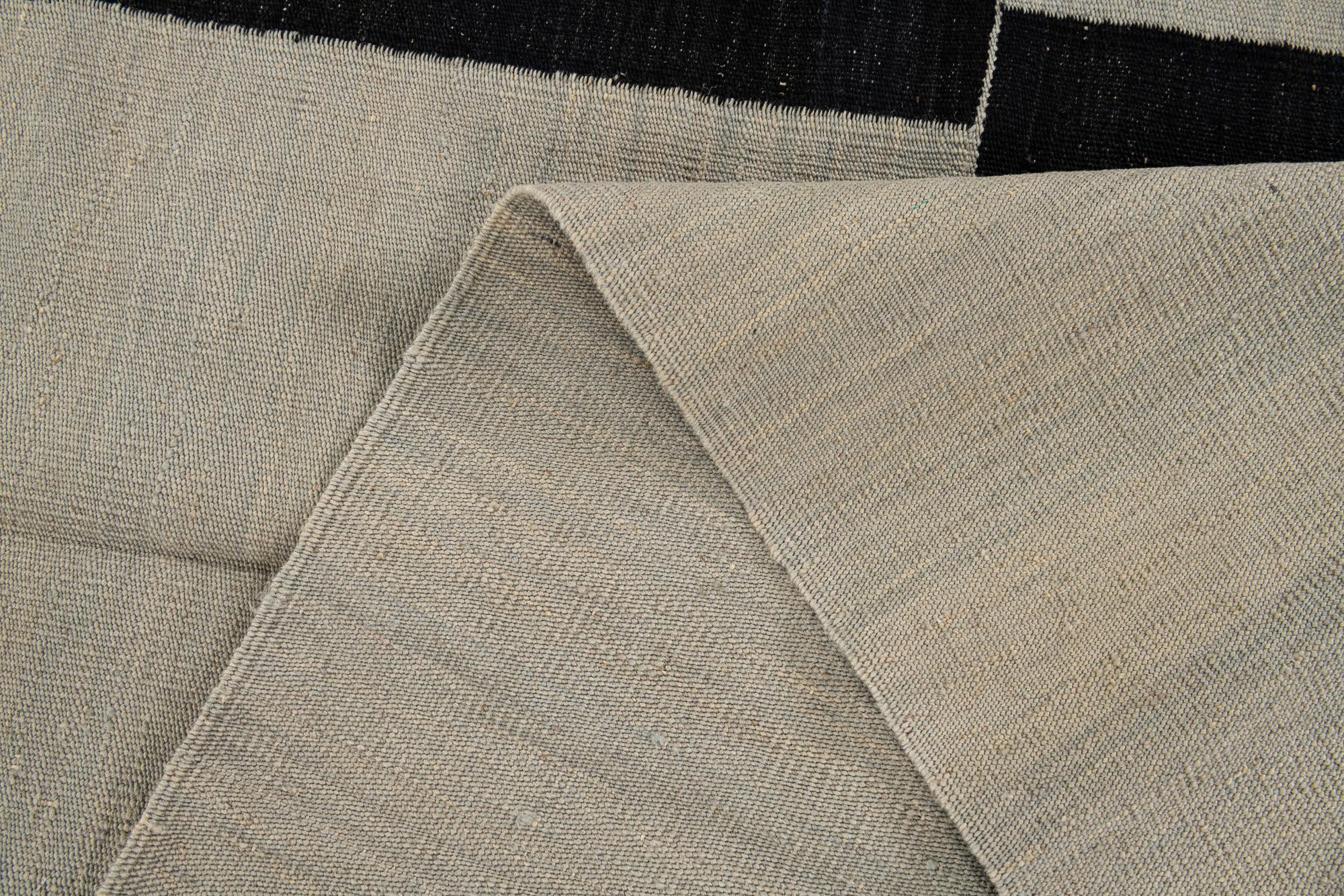 6' x 7' 5 Hand Woven Kilim Modern Wool Square Rug