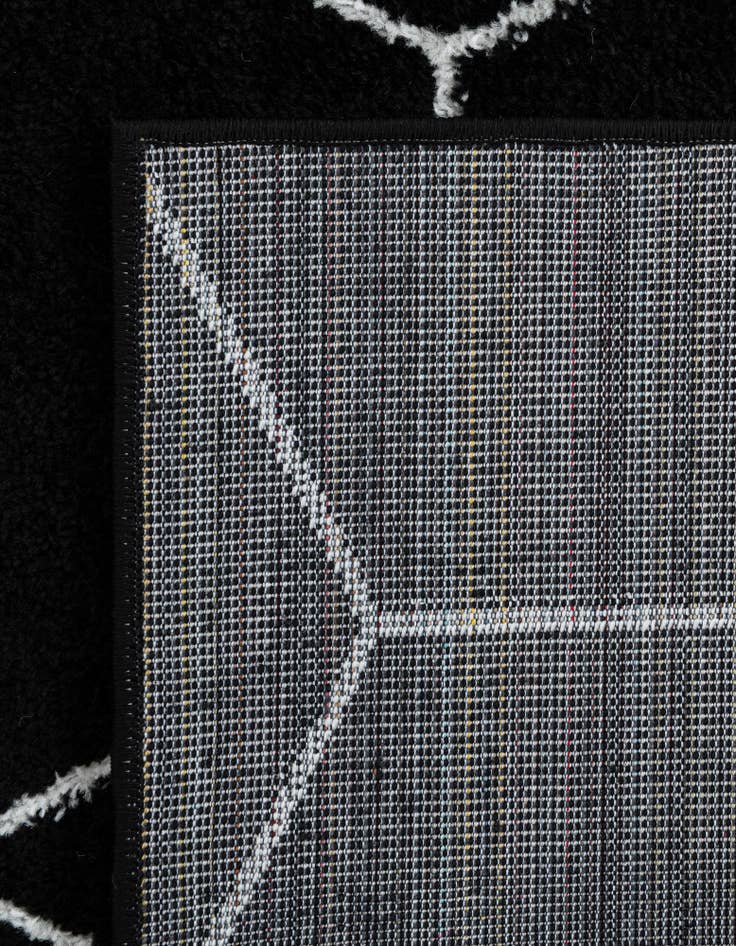 Detail image of 12' x 12' Lattice Frieze Square Rug