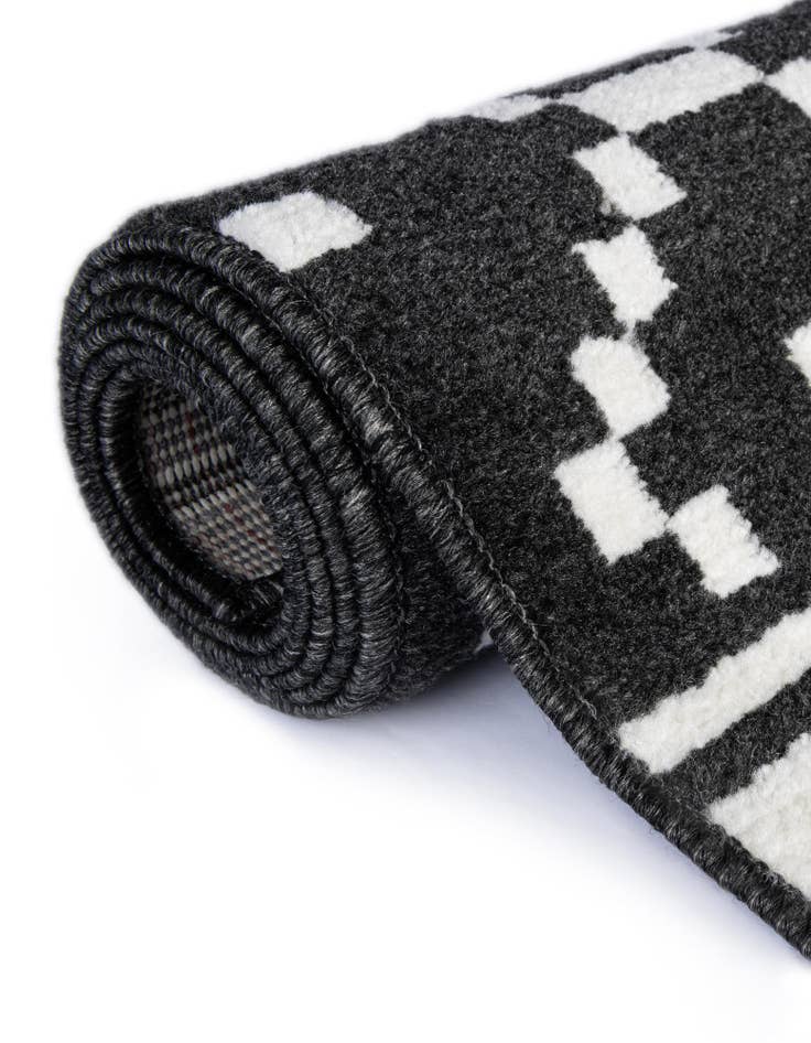 Detail image of 10' x 10' Oslo Square Rug