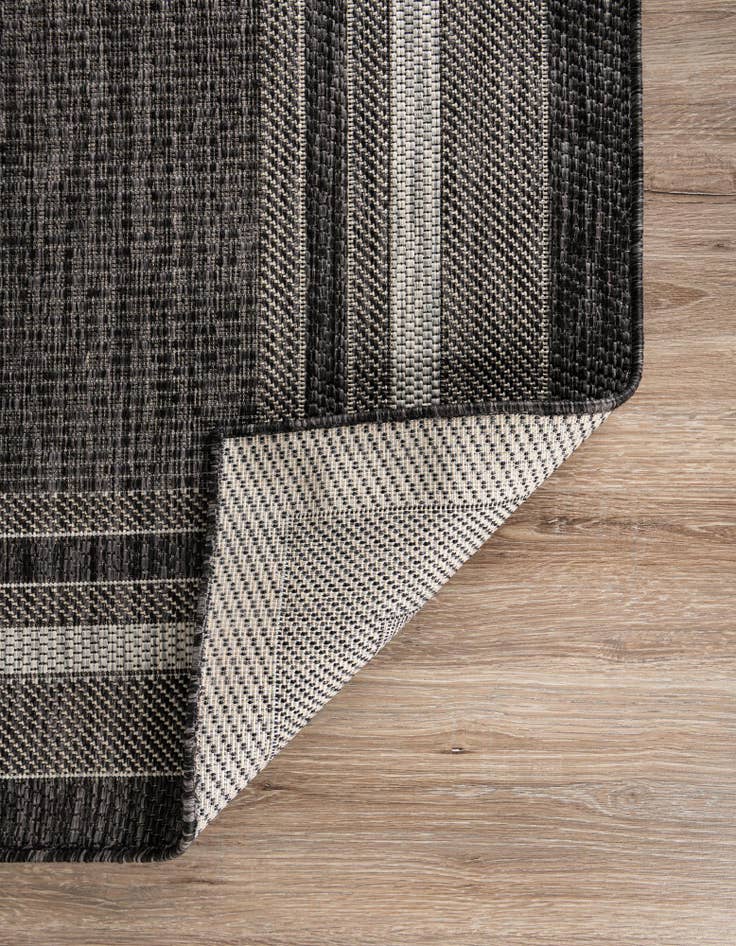 Detail image of 6' x 6' Easy-Clean Border Indoor / Outdoor Square Rug