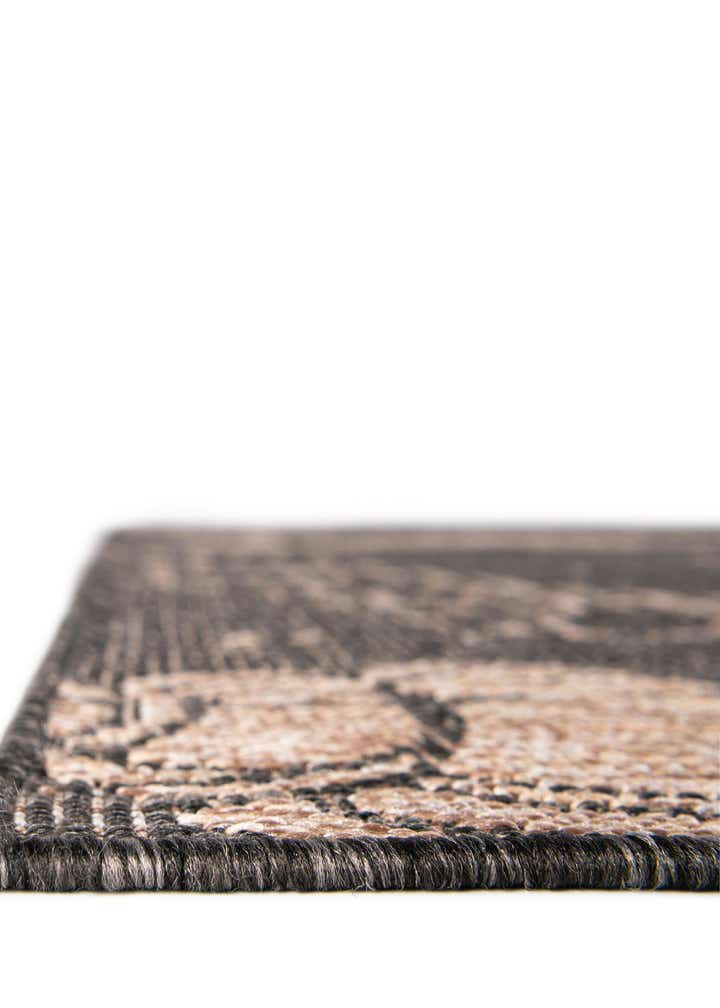 7' 10 x 7' 10 Easy-Clean Coastal Indoor / Outdoor Square Rug