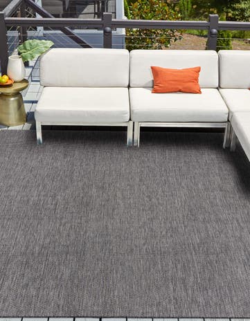5' 3 x 5' 3 Easy-Clean Solid Indoor / Outdoor Square Rug