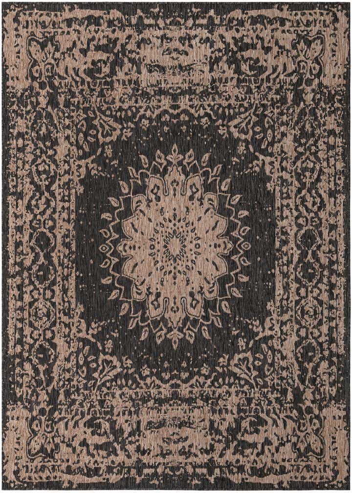 7' 10 x 7' 10 Easy-Clean Traditional Indoor / Outdoor Square Rug
