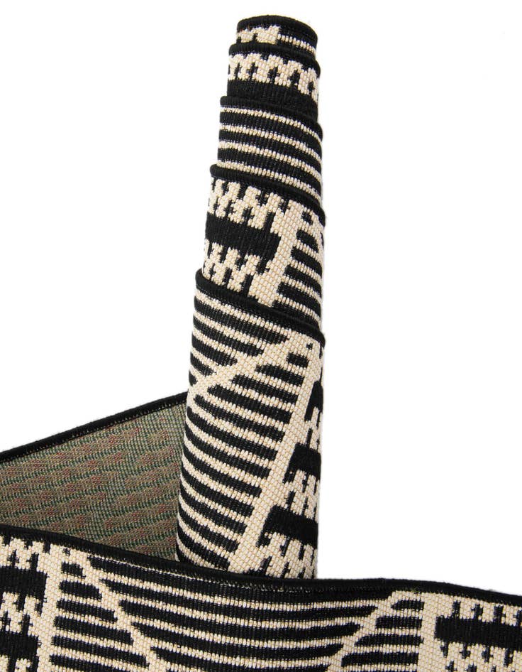 Detail image of 10' x 10'  Washable Trellis Indoor / Outdoor Square Rug