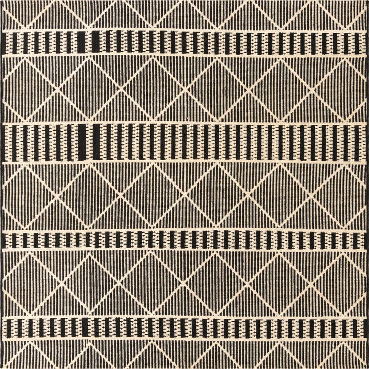 Detail image of 6' x 6' Easy-Clean Trellis Indoor / Outdoor Square Rug