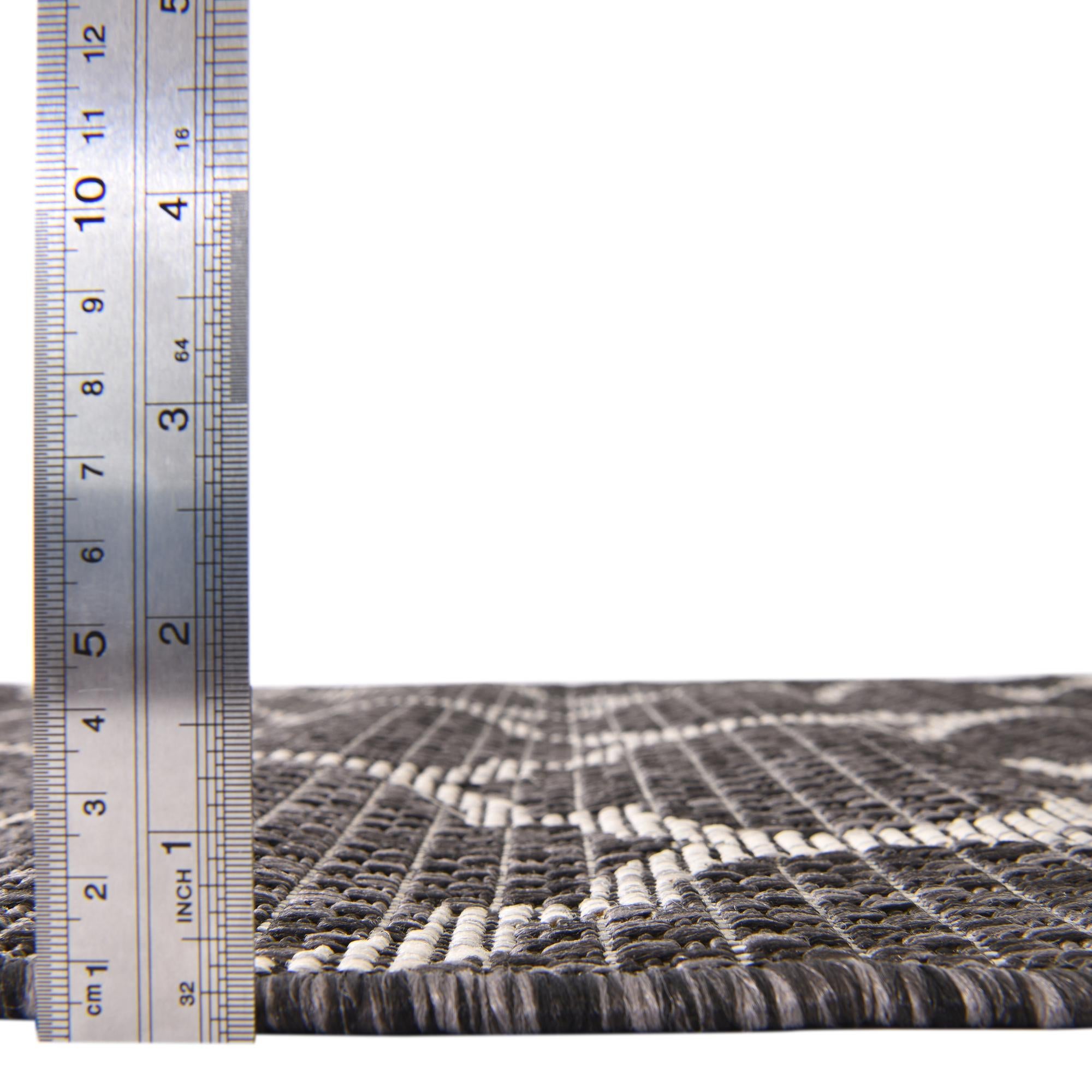 10' 8 x 10' 8 Easy-Clean Trellis Indoor / Outdoor Square Rug
