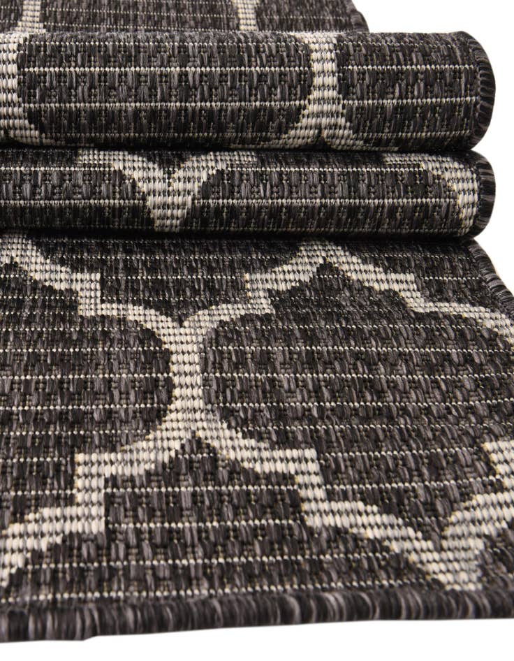 Detail image of 13' x 13' Easy-Clean Trellis Indoor / Outdoor Square Rug