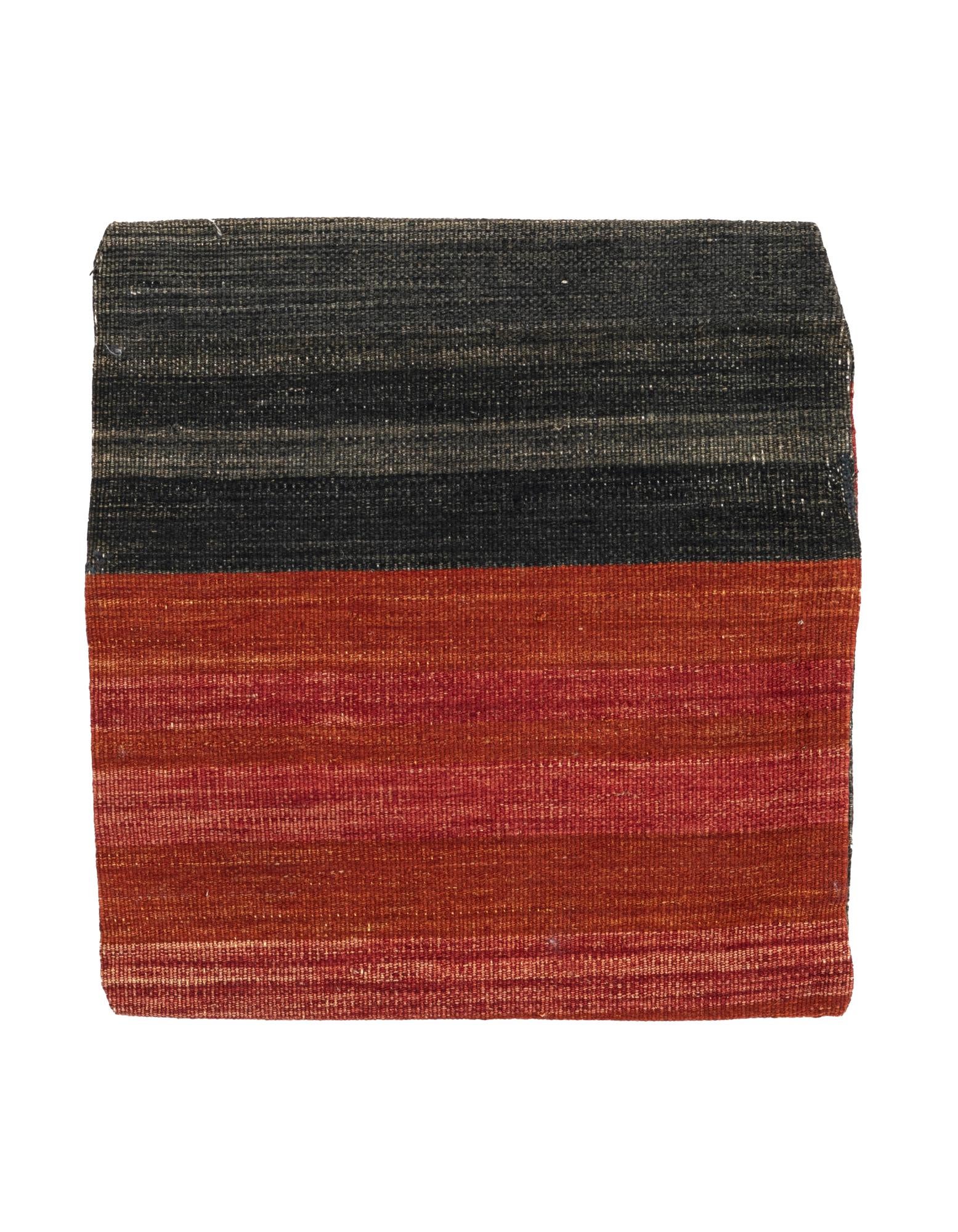 1' 6 x 1' 7 Hand Woven Pillow Wool Square Rug