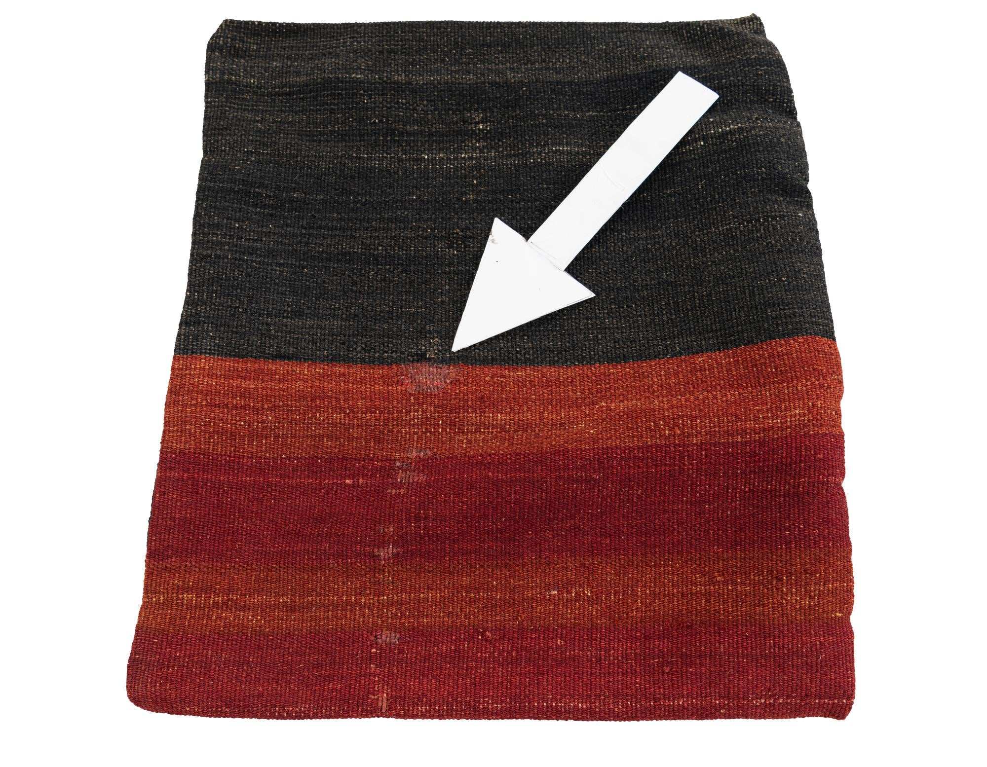1' 4 x 1' 7 Hand Woven Pillow Wool Square Rug