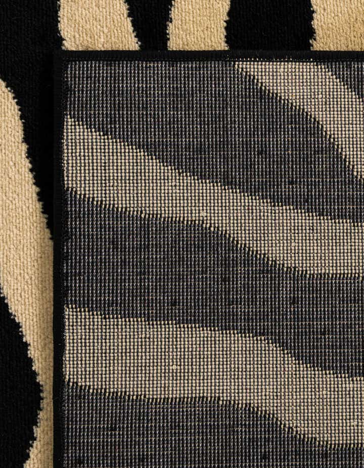 7' 10 x 7' 10 Savannah Square Rug