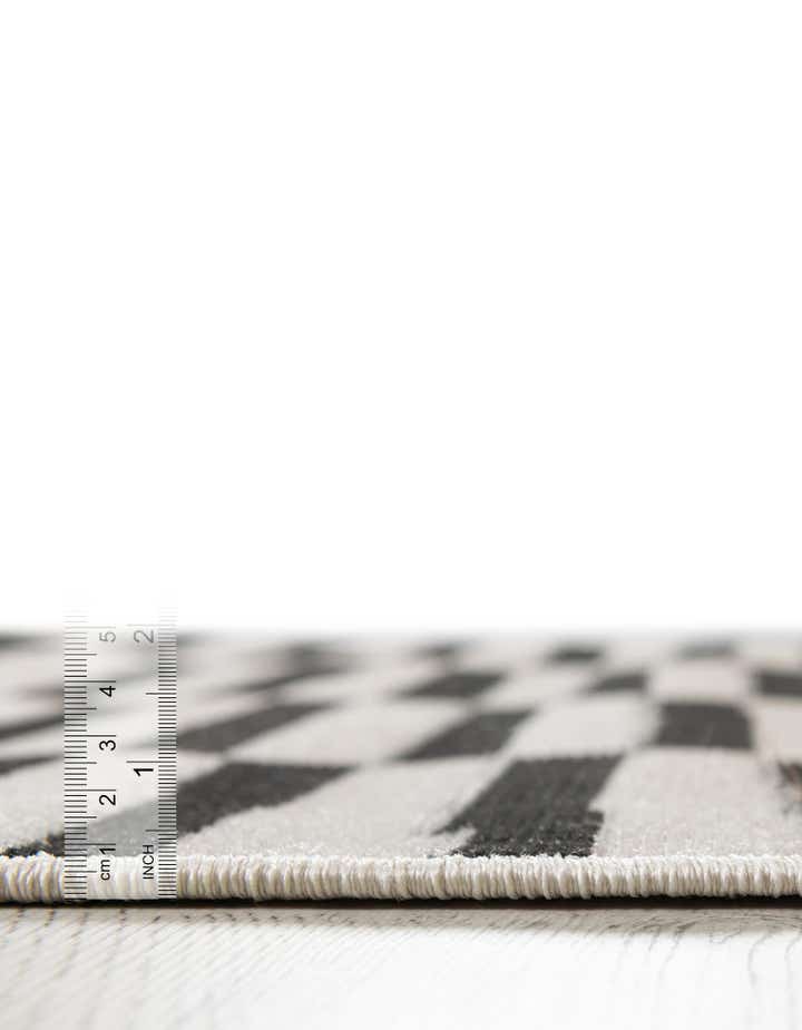 7' 10 x 7' 10 SoHo Square Rug