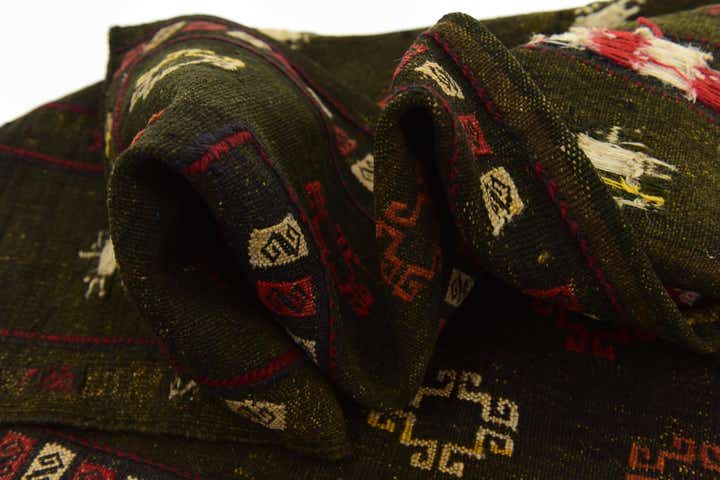 4' 2 x 4' 5 Hand Knotted Sumak Wool Square Rug