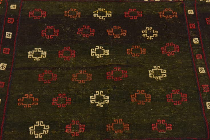 Detail image of 4' 2 x 4' 5 Hand Knotted Sumak Wool Square Rug