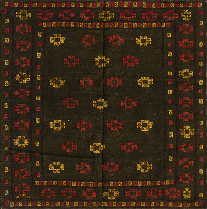 4' 3 x 4' 5 Hand Knotted Sumak Wool Square Rug