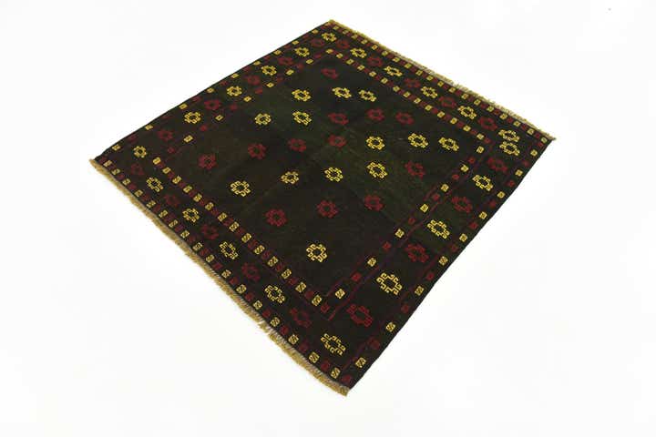 4' 3 x 4' 5 Hand Knotted Sumak Wool Square Rug