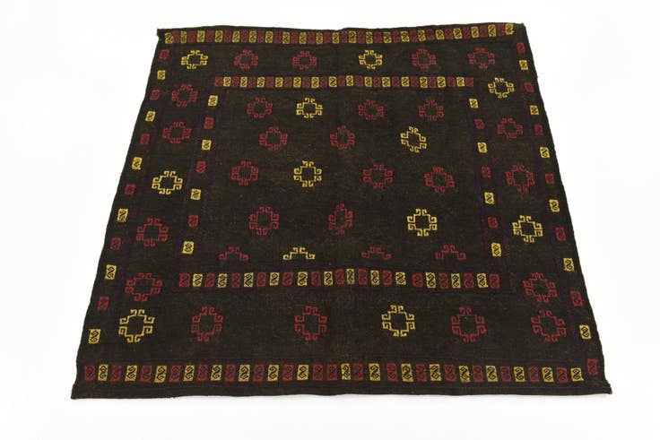 Detail image of 3' 9 x 3' 10 Hand Knotted Sumak Wool Square Rug