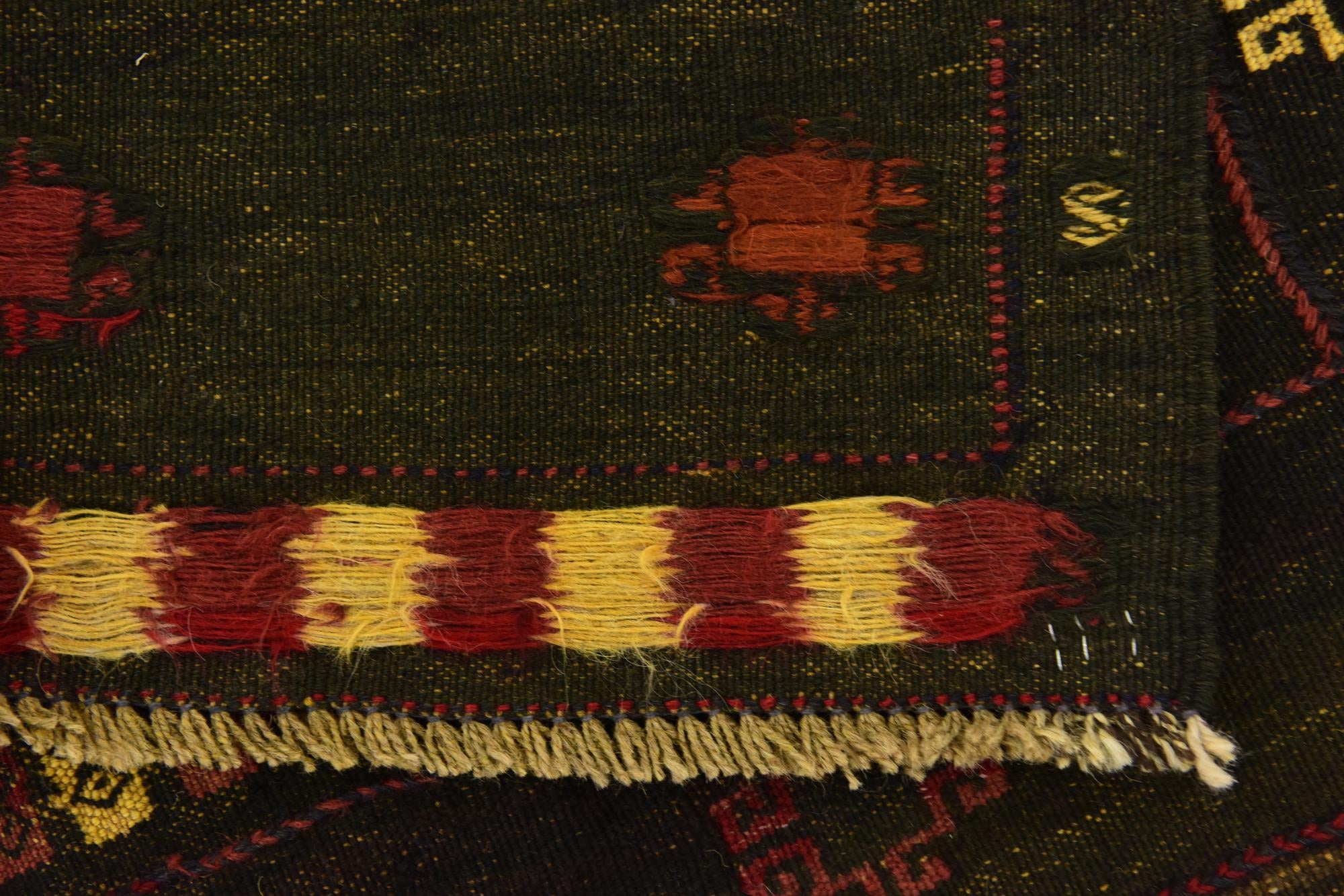 3' 10 x 4' 2 Hand Knotted Sumak Wool Square Rug