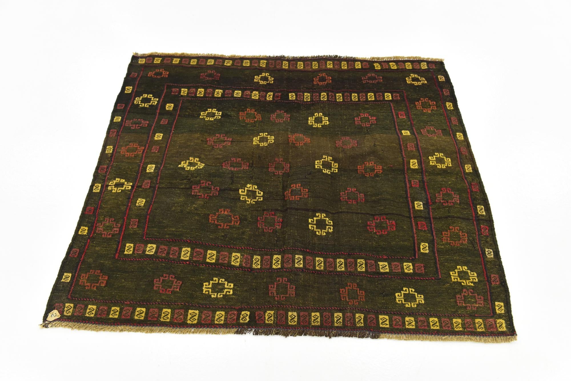 3' 10 x 4' 2 Hand Knotted Sumak Wool Square Rug