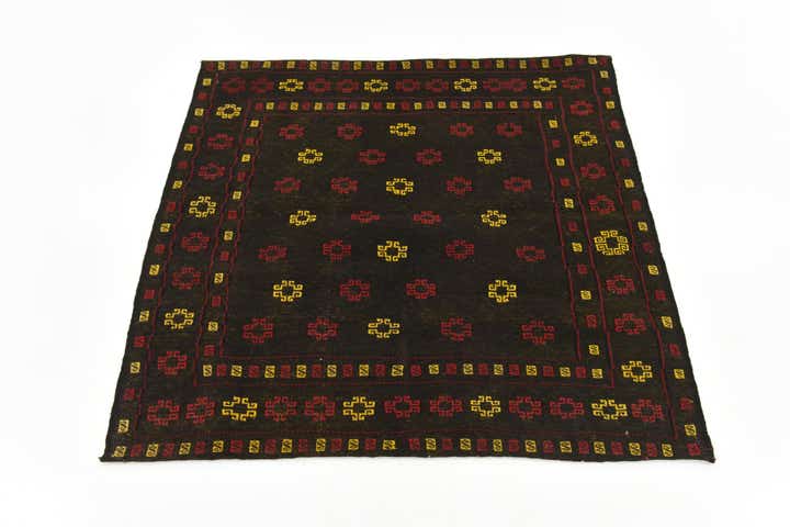 4' 2 x 4' 3 Hand Knotted Sumak Wool Square Rug