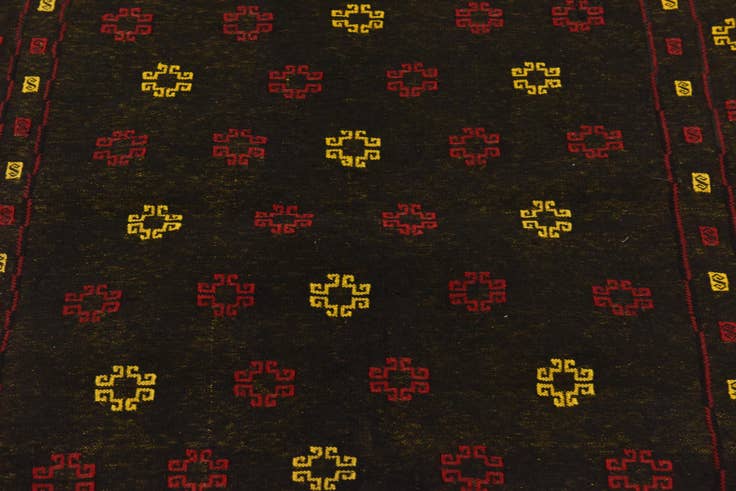 Detailansicht von 125cm x 130cm Handgeknüpft Sumak Wolle Quadrat Teppich