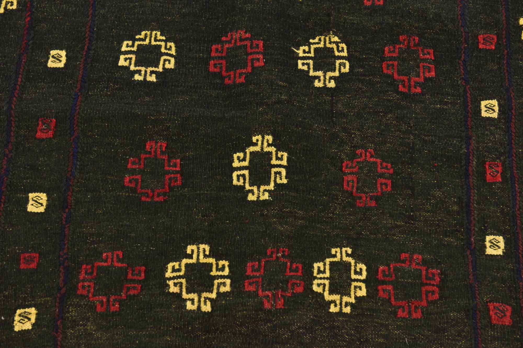 4' x 4' 3 Hand Knotted Sumak Wool Square Rug