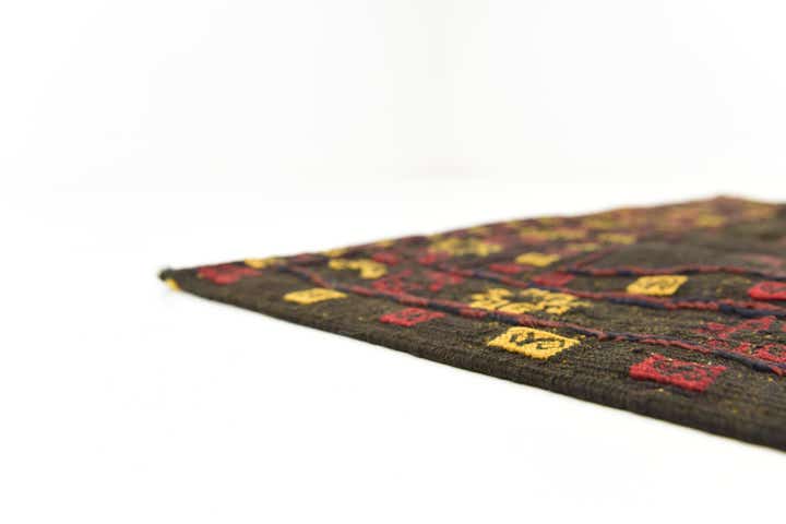 3' 10 x 4' 3 Hand Knotted Sumak Wool Square Rug