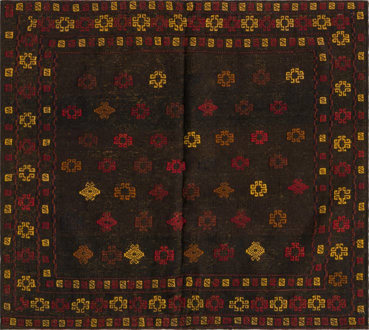 Detail image of 3' 10 x 4' 3 Hand Knotted Sumak Wool Square Rug