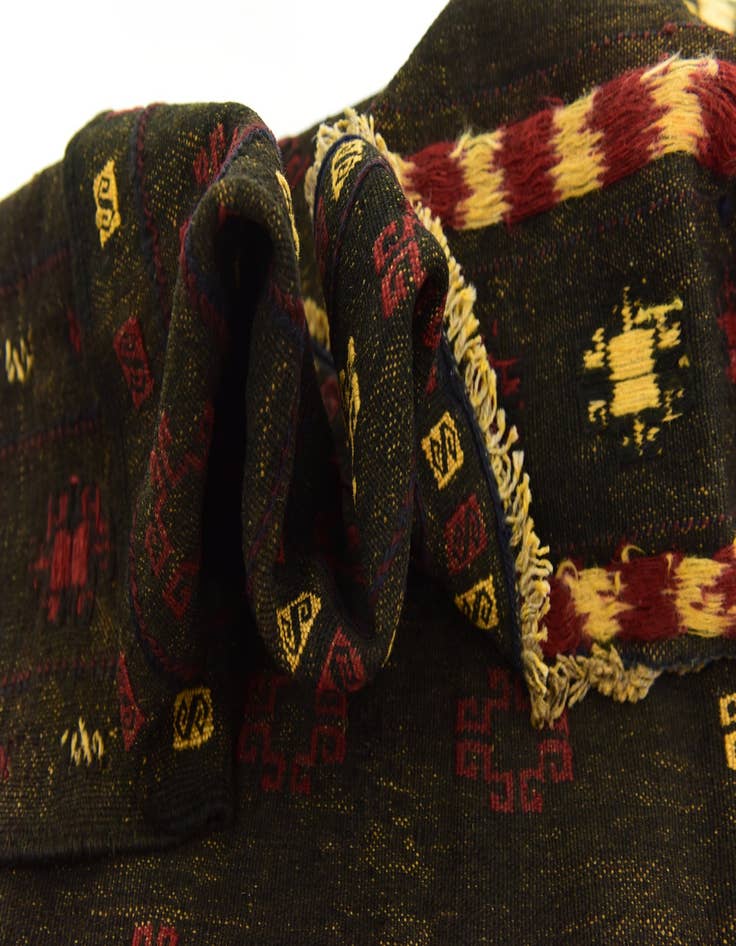 Detail image of 4' x 4' Hand Knotted Sumak Wool Square Rug