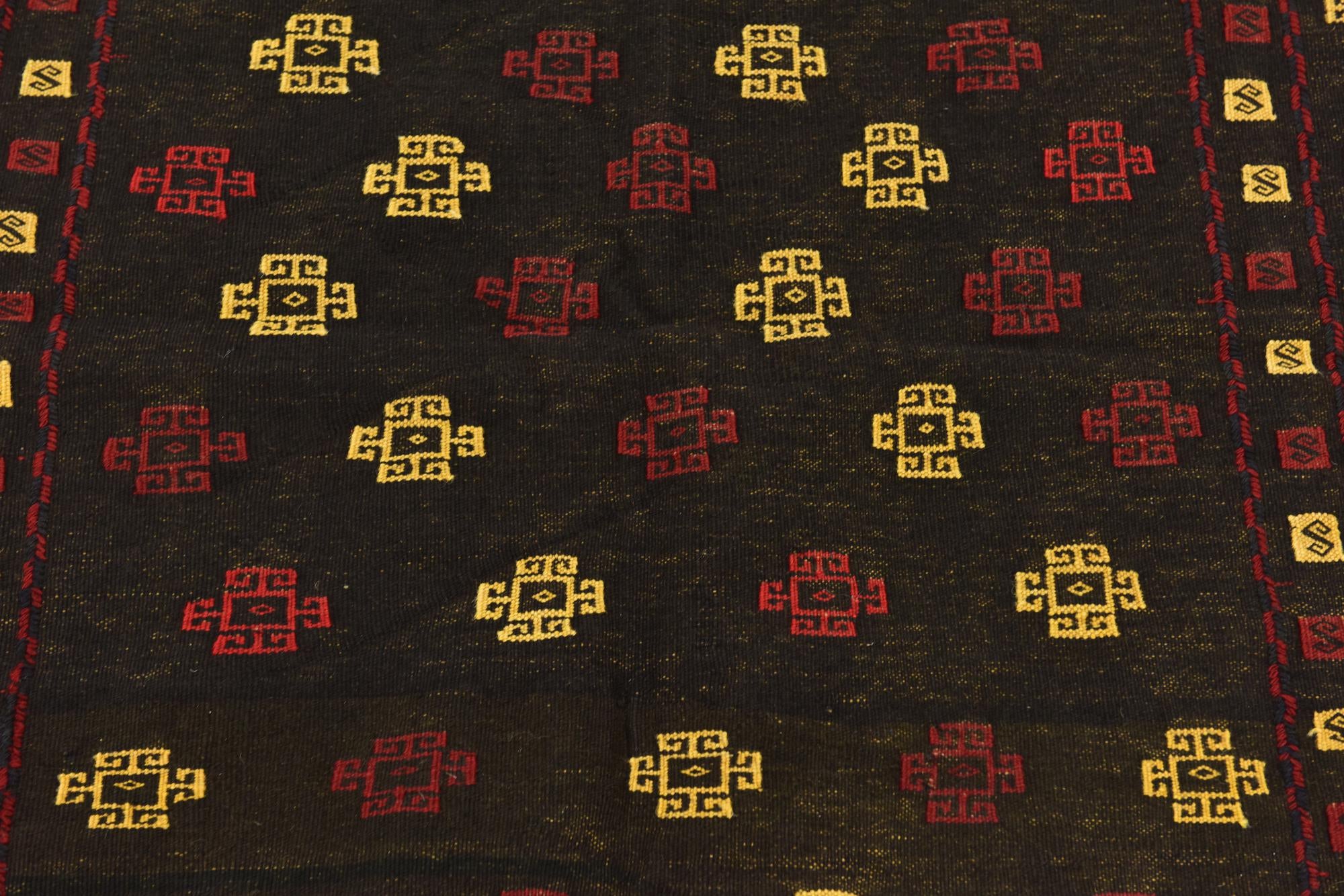 4' x 4' 2 Hand Knotted Sumak Wool Square Rug
