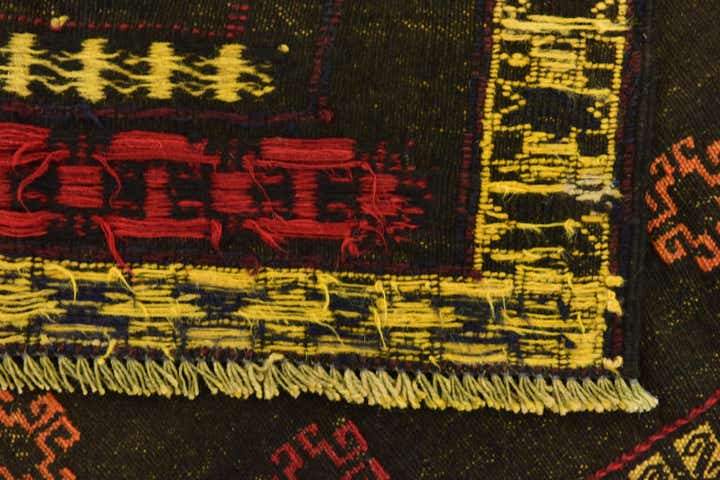 4' 2 x 4' 3 Hand Knotted Sumak Wool Square Rug
