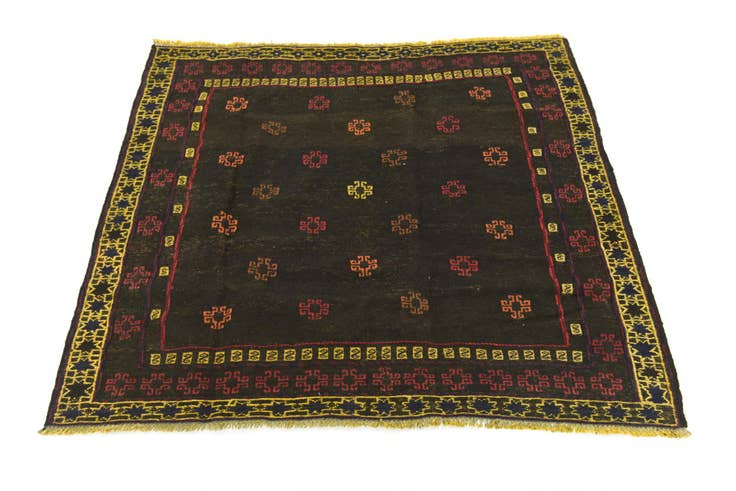 Detail image of 4' 2 x 4' 3 Hand Knotted Sumak Wool Square Rug