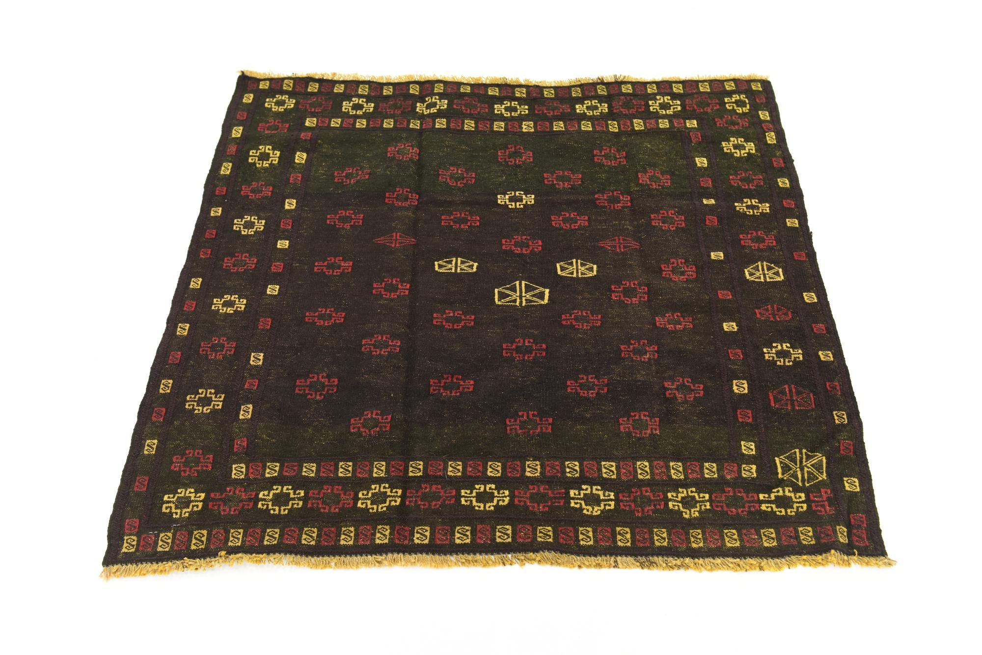 4' 2 x 4' 3 Hand Knotted Sumak Wool Square Rug