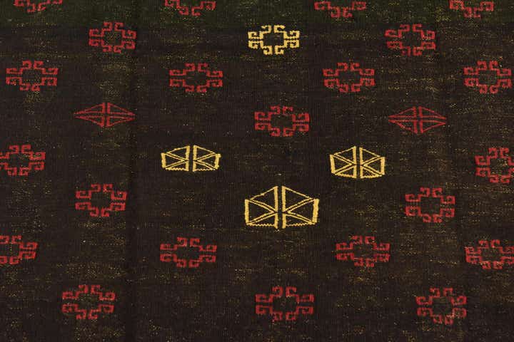 4' 2 x 4' 3 Hand Knotted Sumak Wool Square Rug
