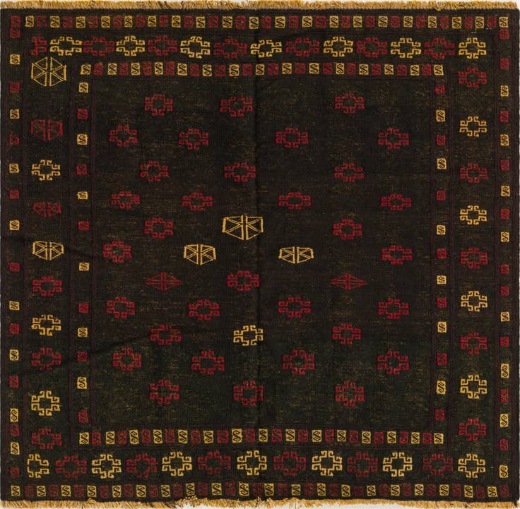 Detail image of 4' 2 x 4' 3 Hand Knotted Sumak Wool Square Rug
