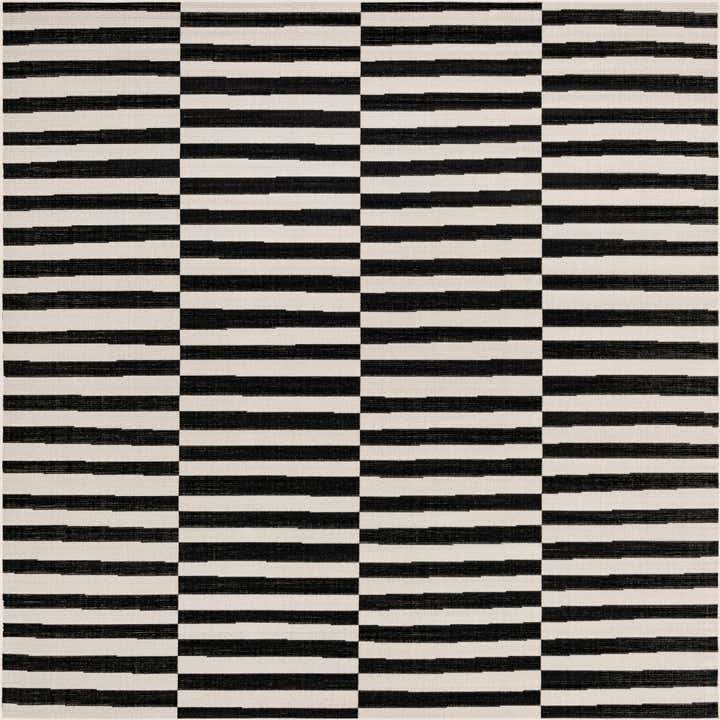 7' 10 x 7' 10 Tribeca Square Rug