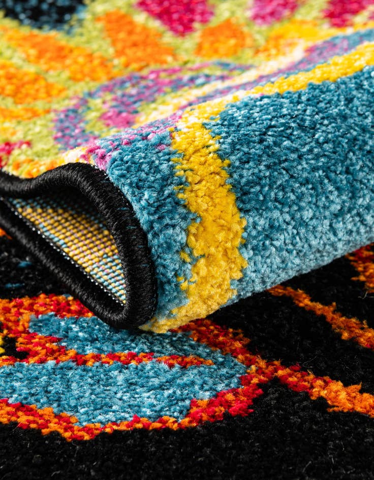 Detail image of 5' x 5' Tuscany Square Rug