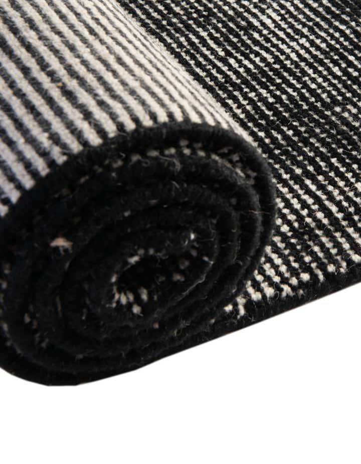 6' 1 x 6' 1 Hand Woven Jill Zarin English Manor Wool Round Rug