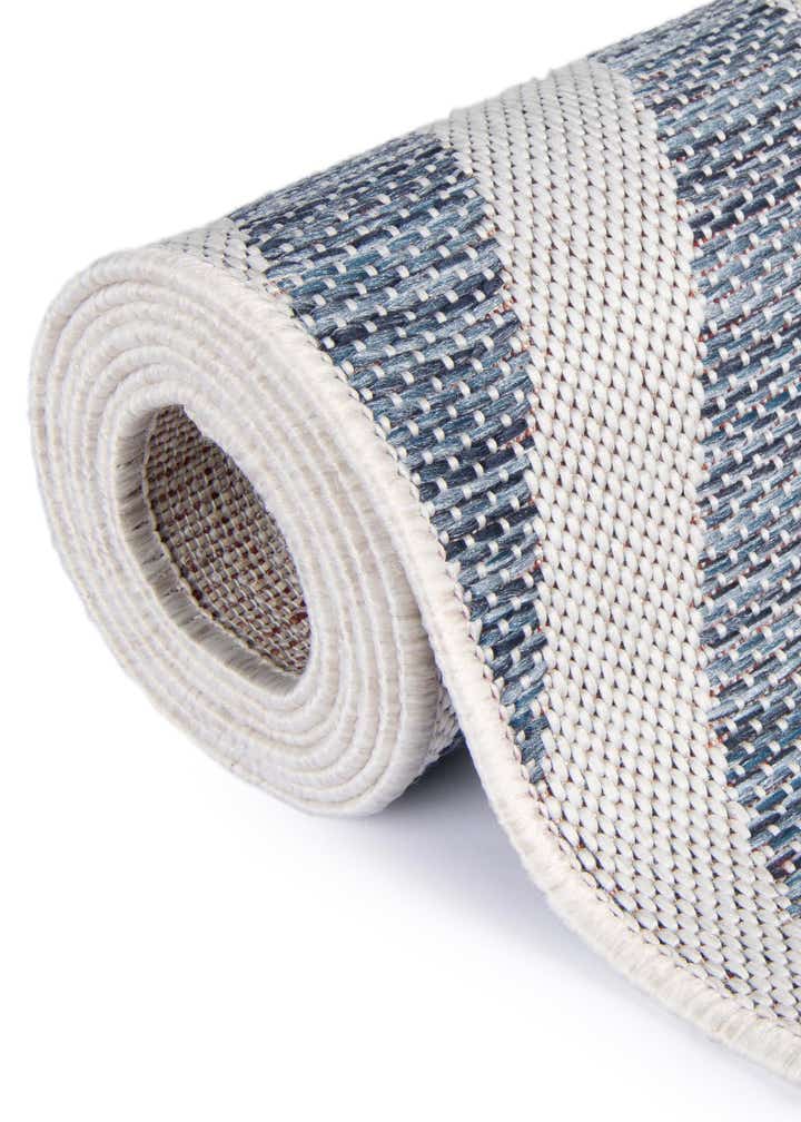 Blue 7' 10 x 7' 10 Jill Zarin Square Indoor / Outdoor Rug