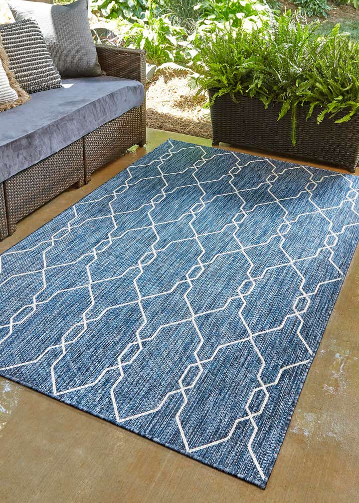 Blue 9' x 12' Outdoor Trellis Indoor / Outdoor Rug