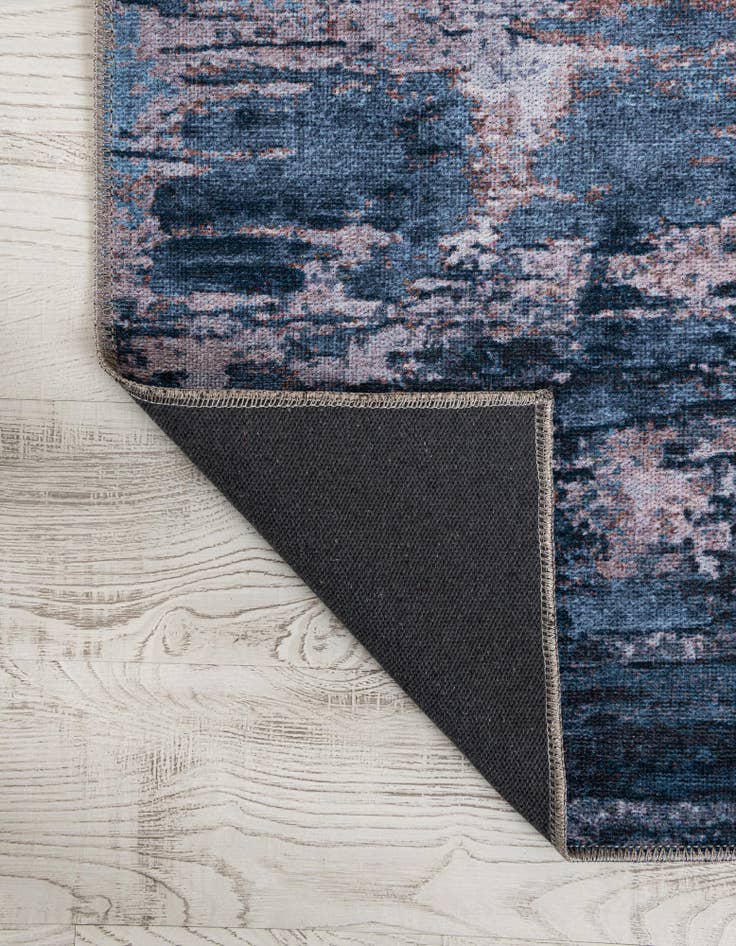 Detail image of 2' x 6' Yara Runner Rug