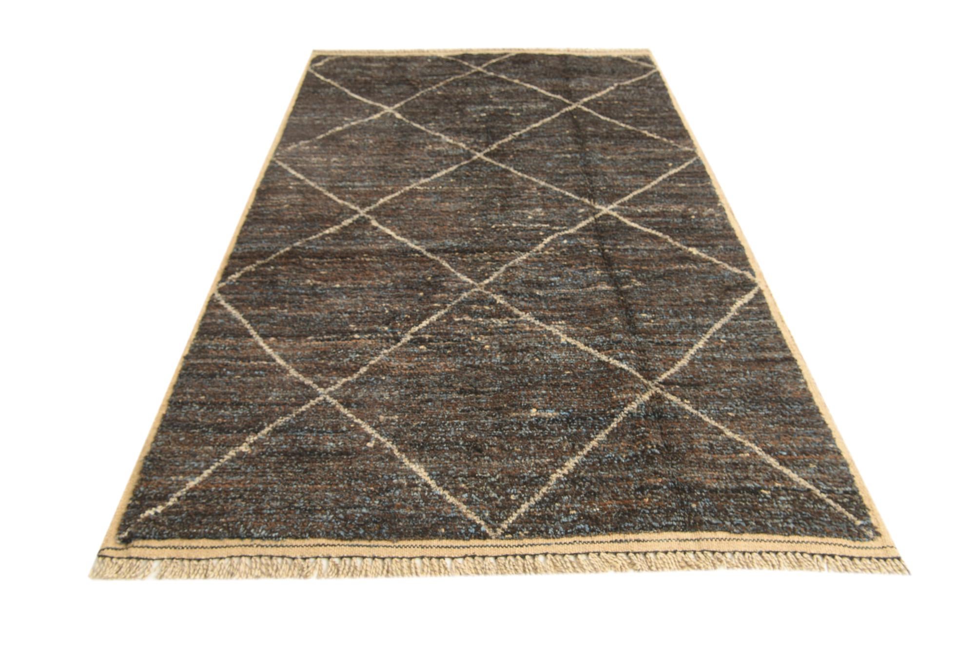 5' 3 x 8' 7 Hand Knotted Moroccan Wool Rug